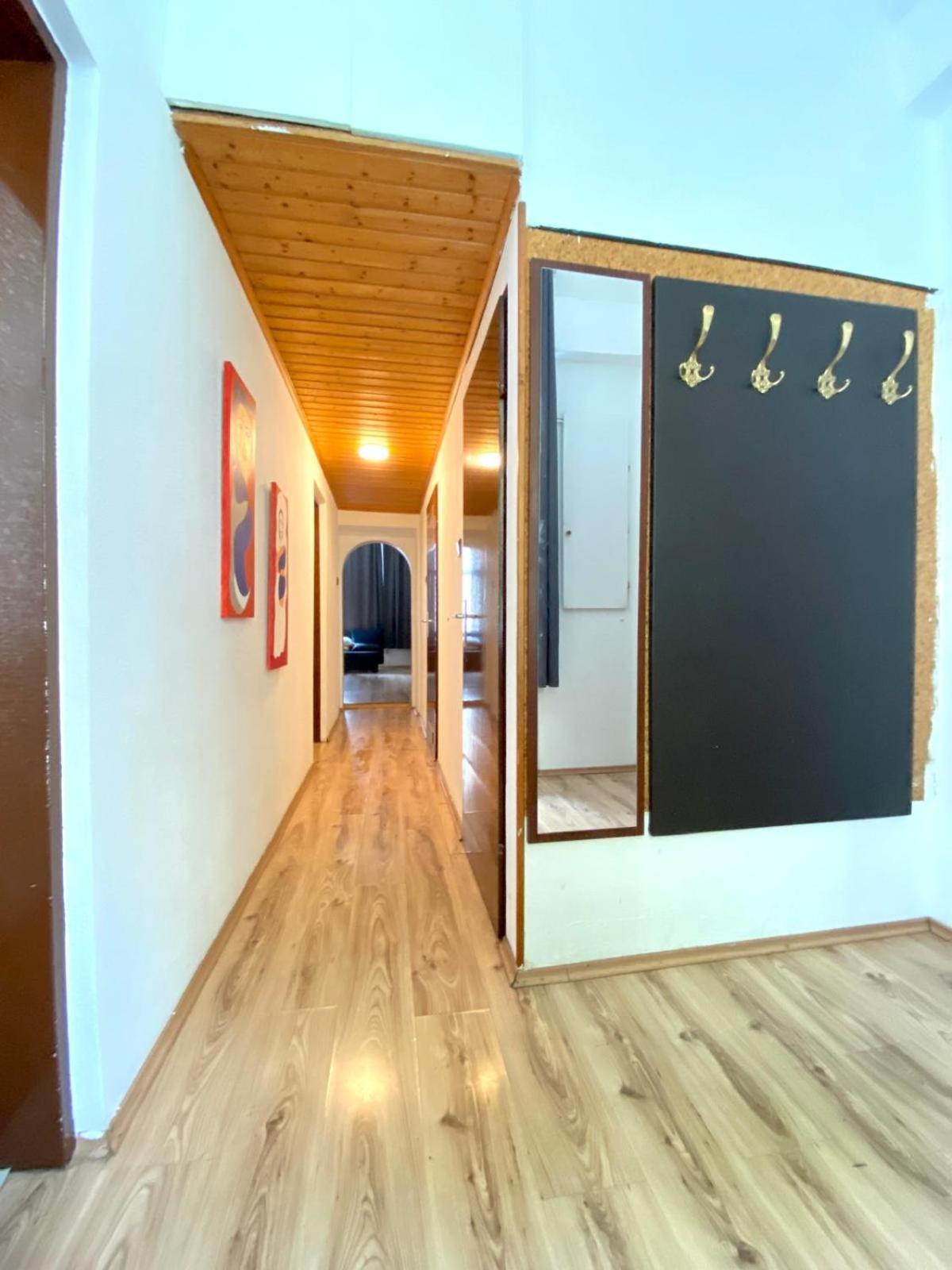 Comfy 3br In Prime Location Apartment Wien