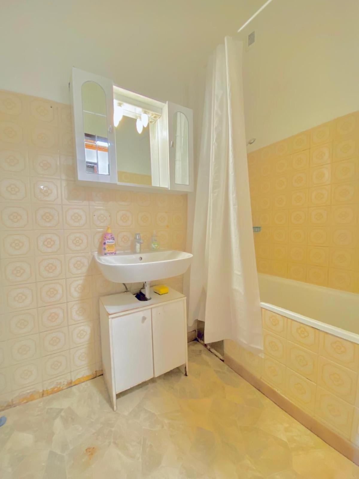 Comfy 3br In Prime Location Wien